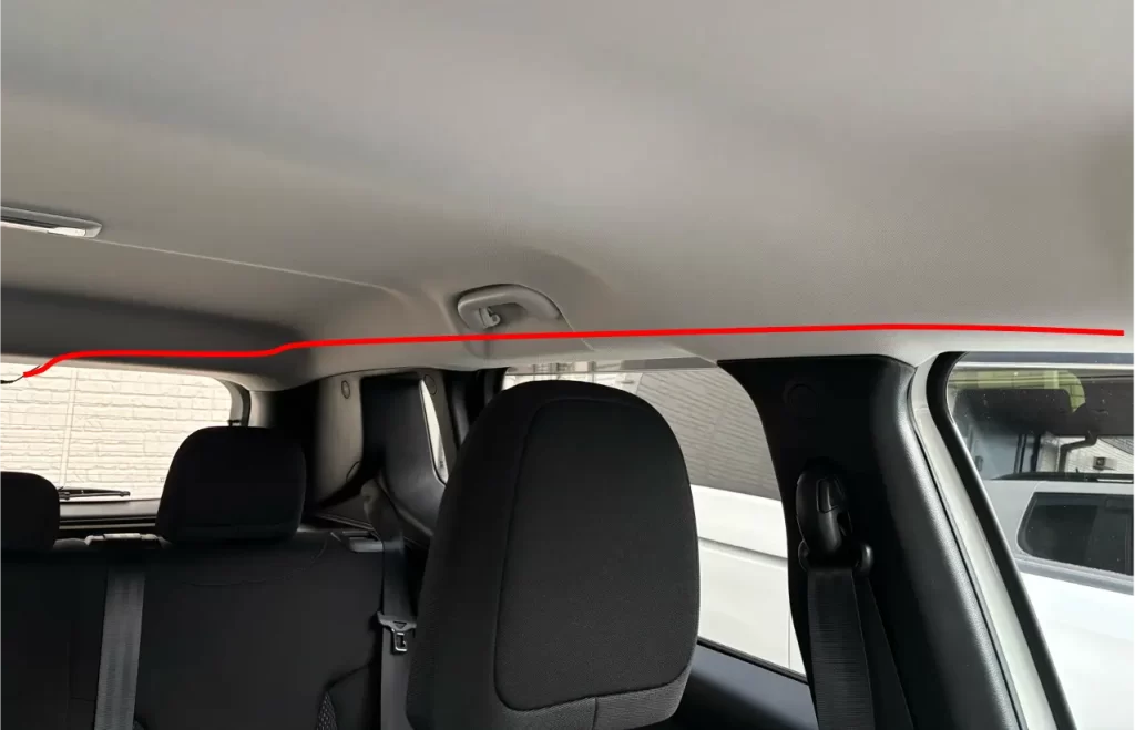 リアからフロントまでの配線